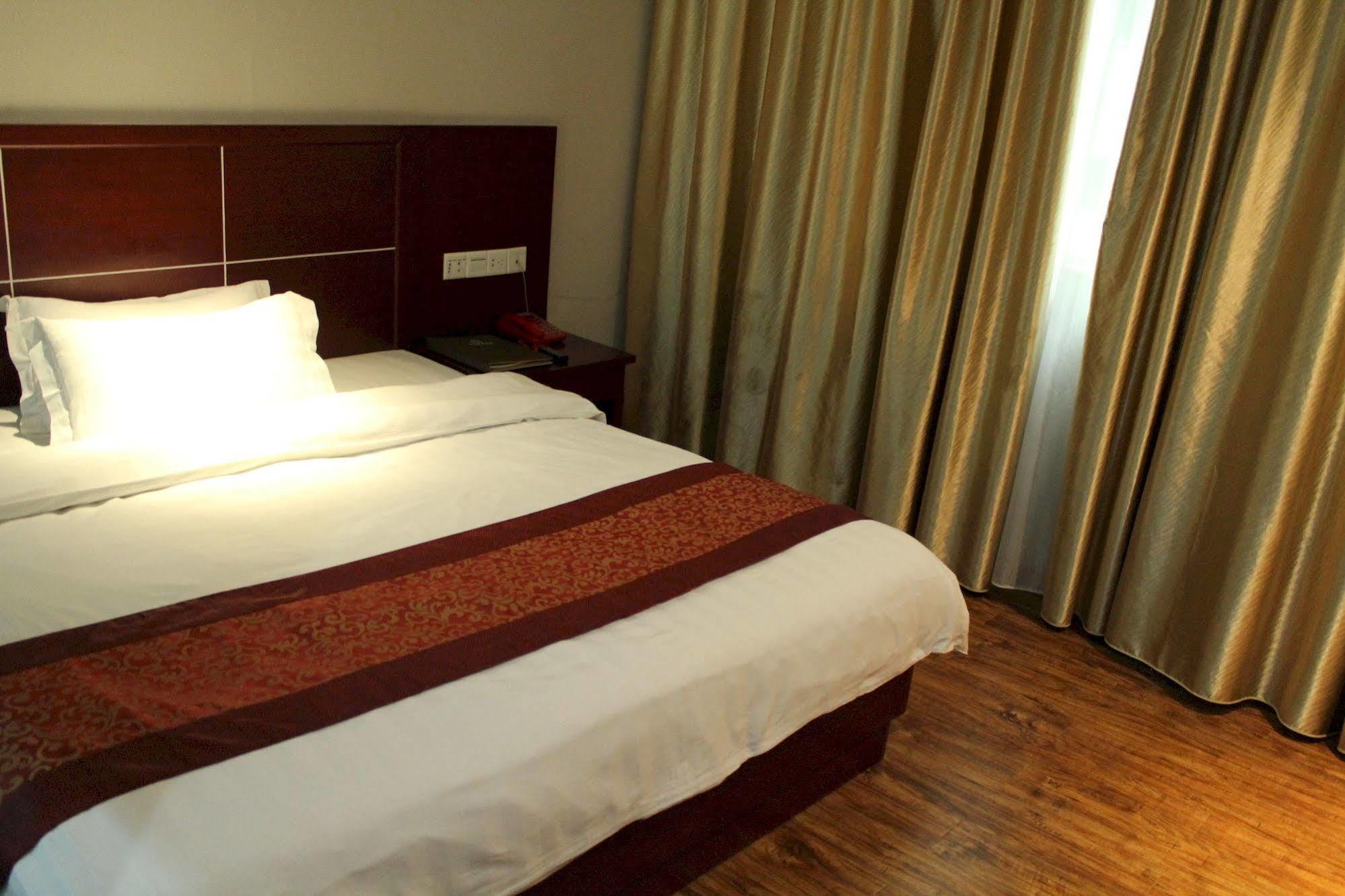 Zhongda Jindu Hotel Canton Esterno foto