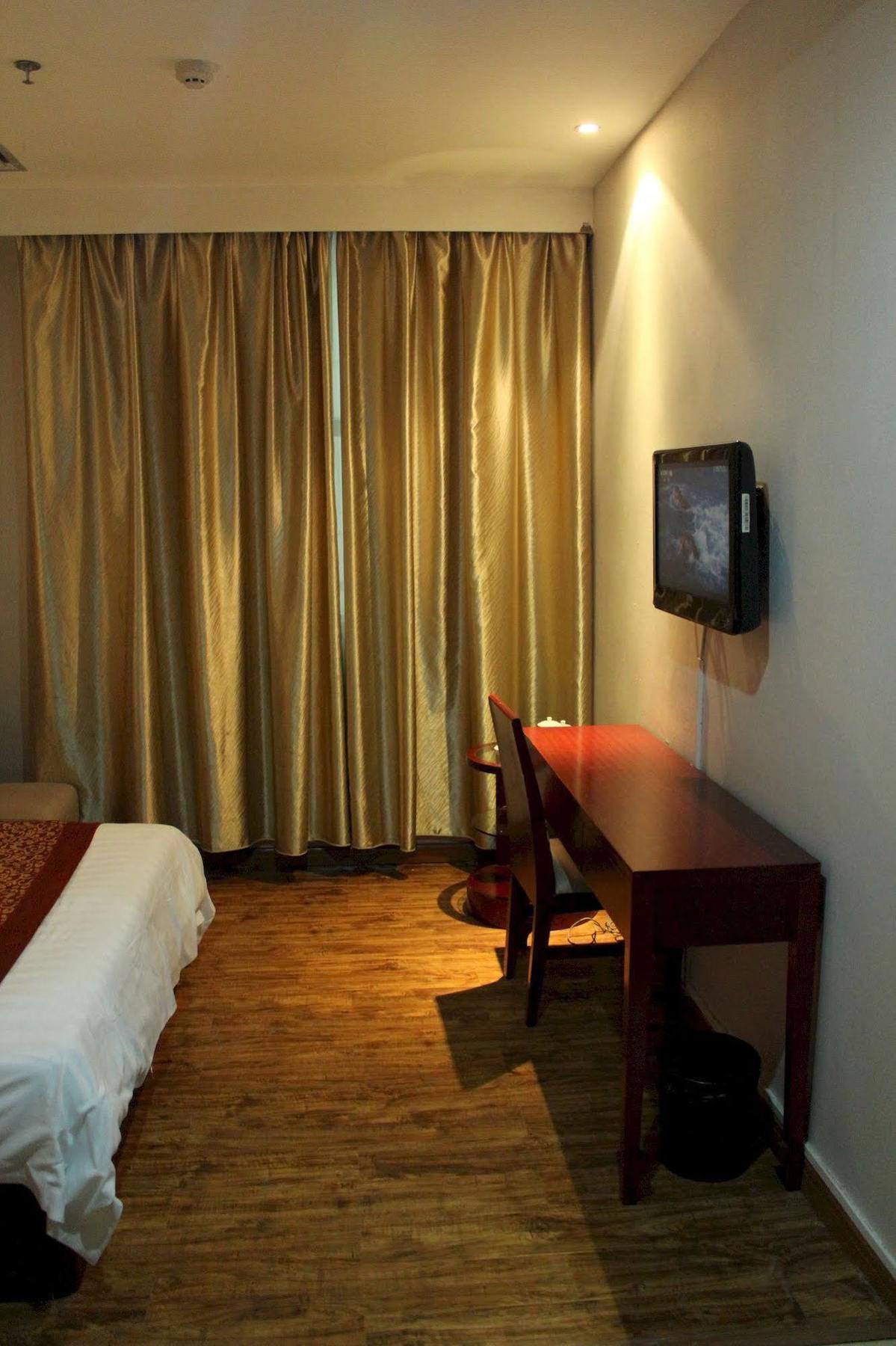 Zhongda Jindu Hotel Canton Esterno foto