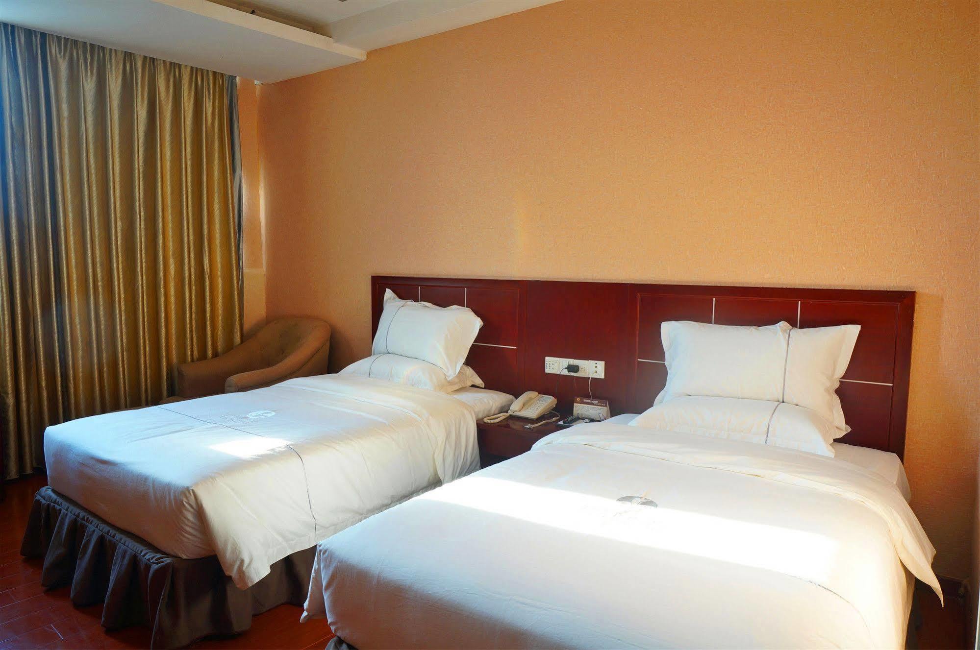 Zhongda Jindu Hotel Canton Esterno foto