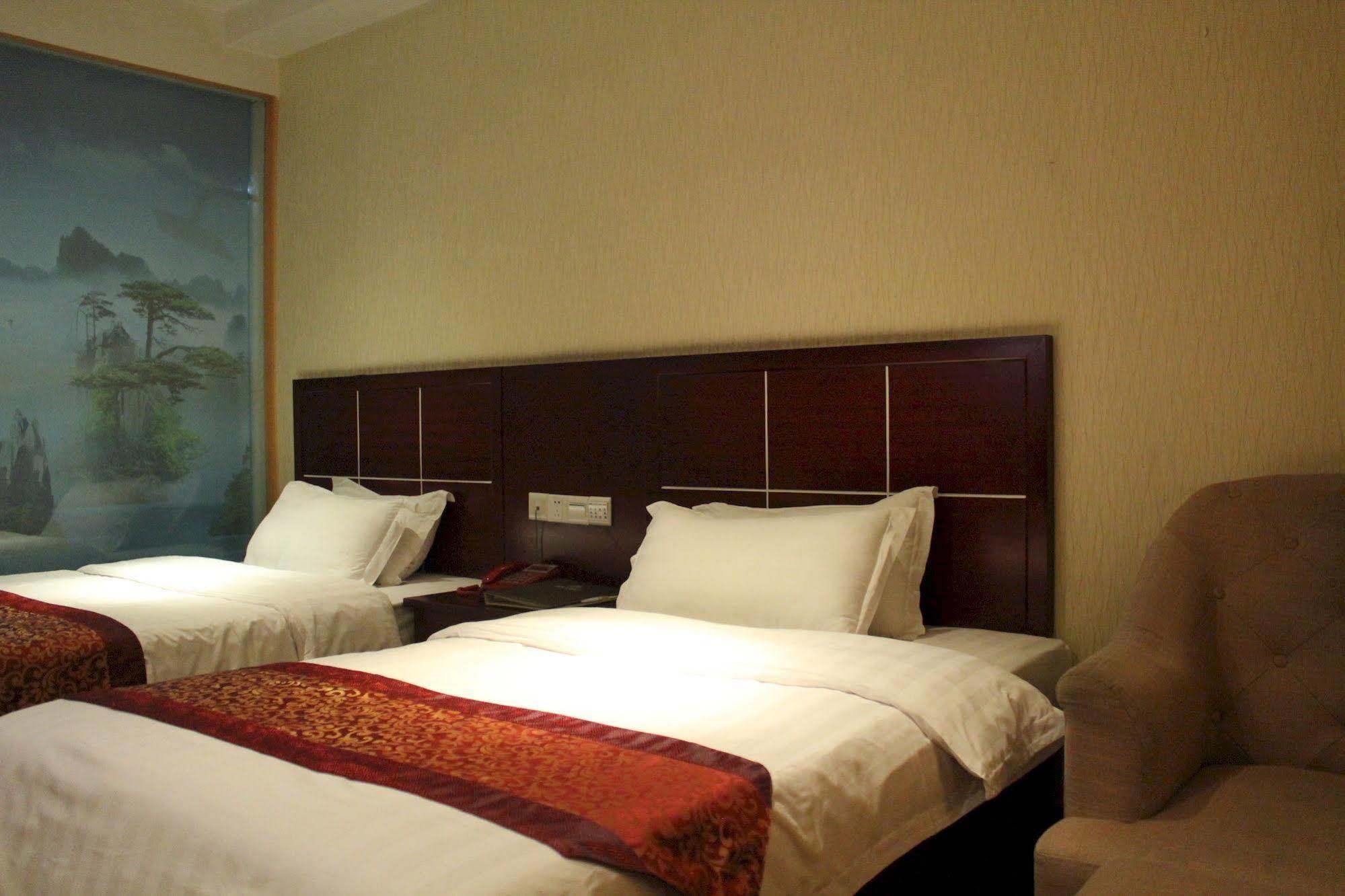 Zhongda Jindu Hotel Canton Esterno foto