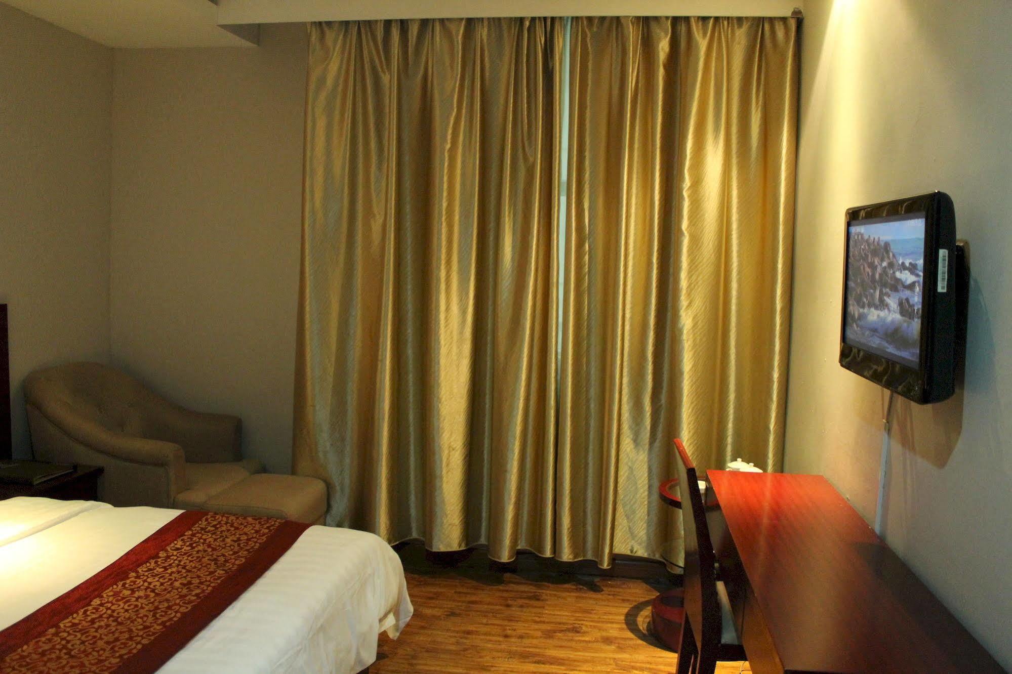 Zhongda Jindu Hotel Canton Esterno foto
